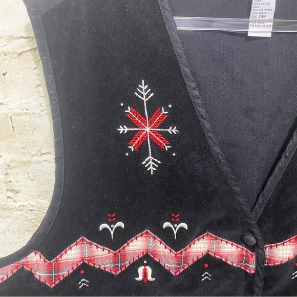 Koret Stephanie Black Velvet Embroidered Christmas Snowflake Plaid Vest - Picture 2 of 4